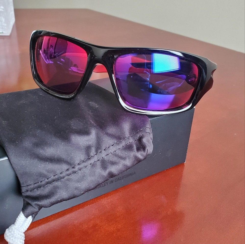 Oakley sunglasses